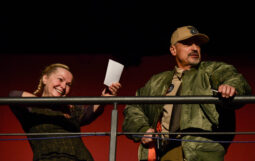 Obraz Główny: Dorota Lulka jako Annie Wilkes w spektaklu „Misery”, reżyseria Krzysztof Babicki
Fot. Roman Jocher